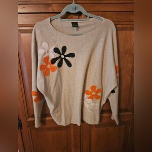 Aaeda Sweater Medium Boat Neck Floral Flower Retro Beige 70s Hippie
